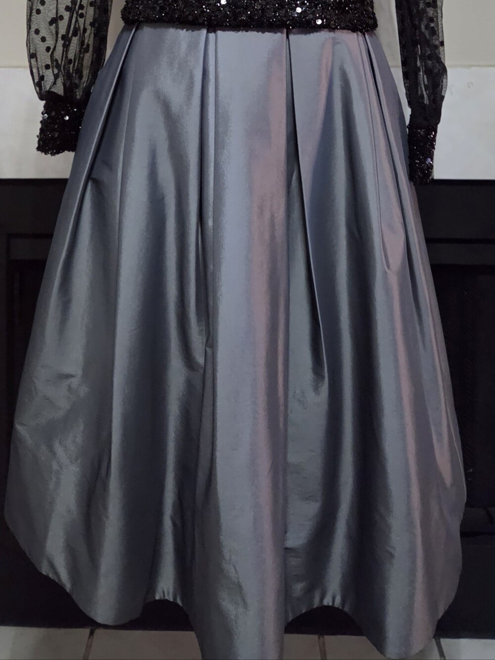 WHBM Pleated Gray Taffeta Midi Skirt - Chic & Structured